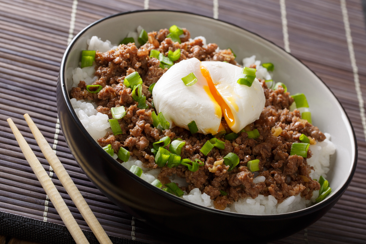 そぼろ丼 レシピ